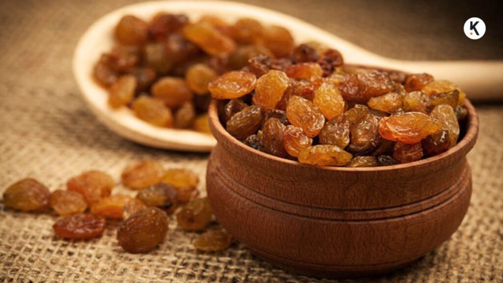 Raisins ( किशमिश )
