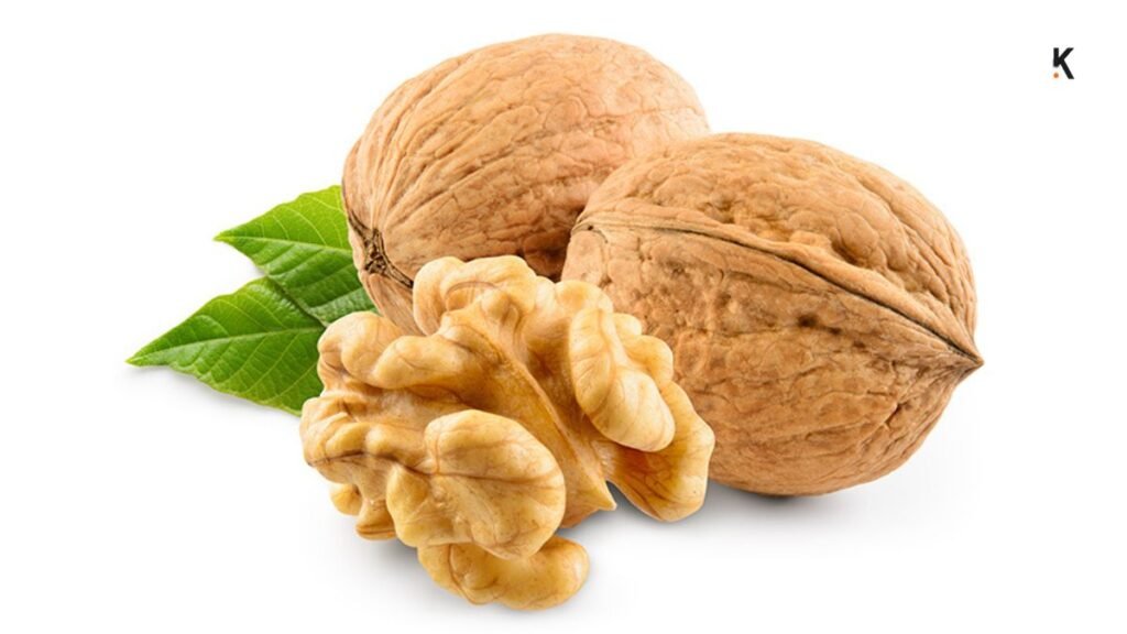 Walnuts ( अखरोट )